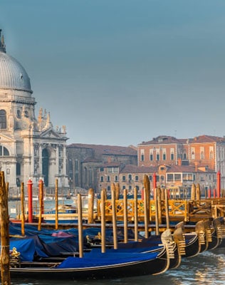 scopri attraverso le nostre guide i migliori hotel in italia, roma, venezia, rimini, napoli, ischia, capri